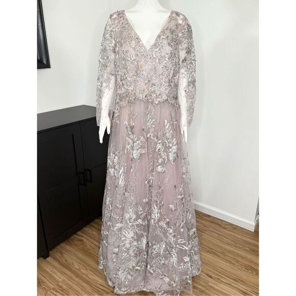 Mac Duggal 20255 Embroidered Lace Wrap Illusion A-Line Gown Lilac Size 16 - Picture 5 of 13